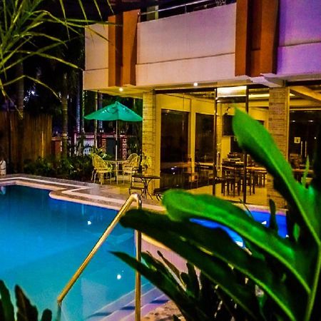 Casanas Suites Puerto Princesa Εξωτερικό φωτογραφία
