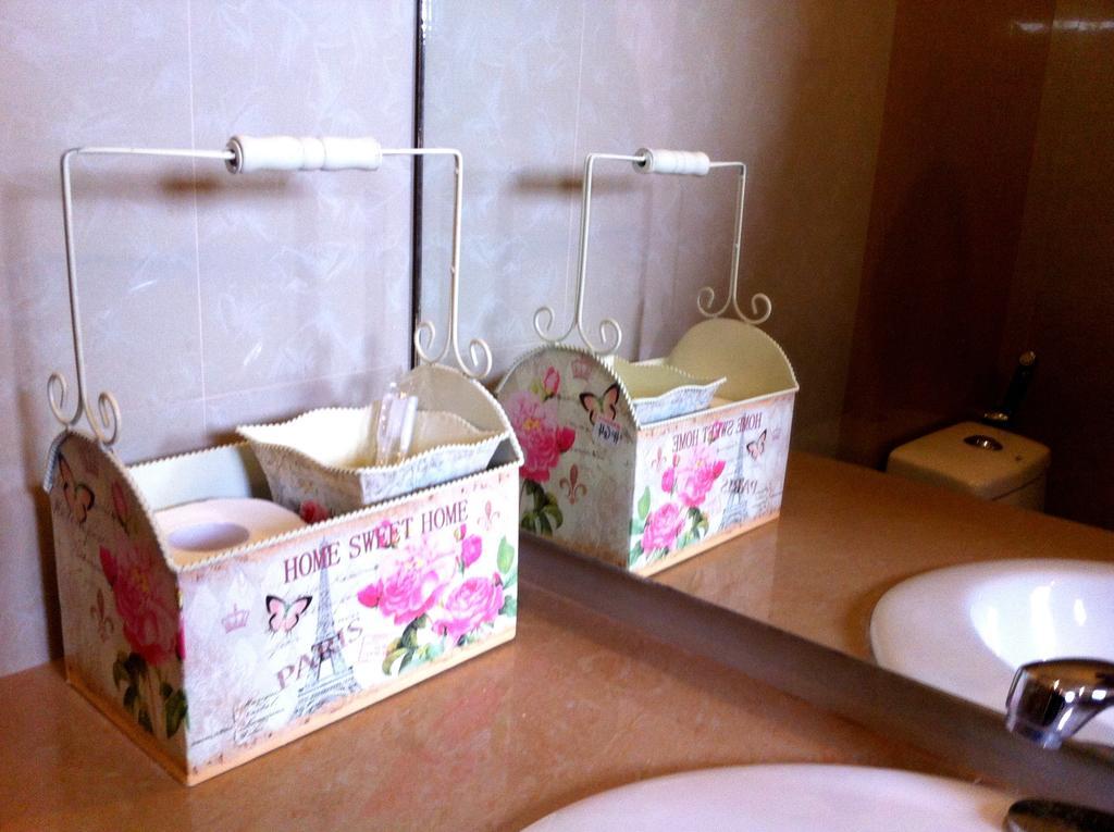 Casanas Suites Puerto Princesa Εξωτερικό φωτογραφία