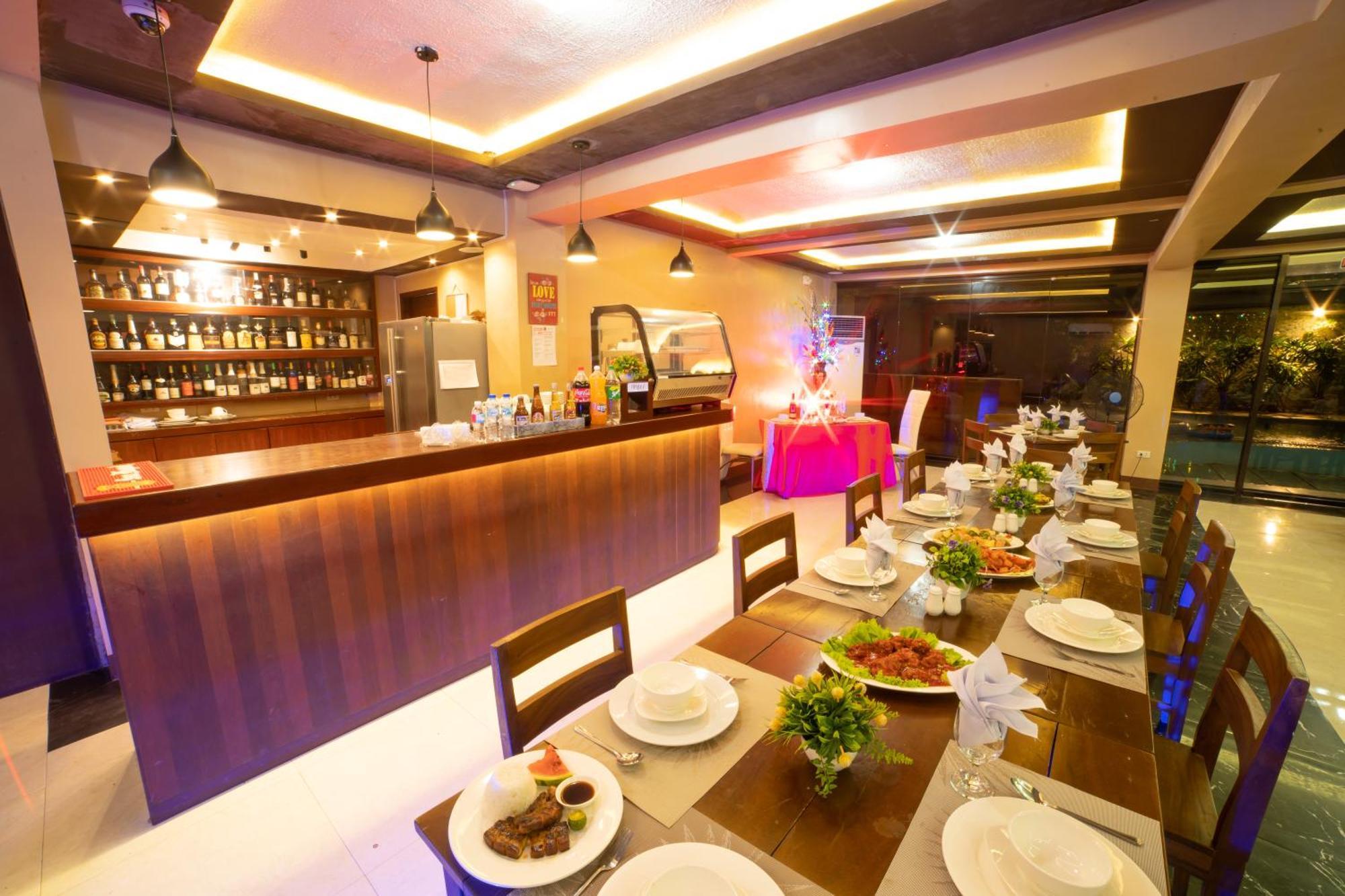 Casanas Suites Puerto Princesa Εξωτερικό φωτογραφία