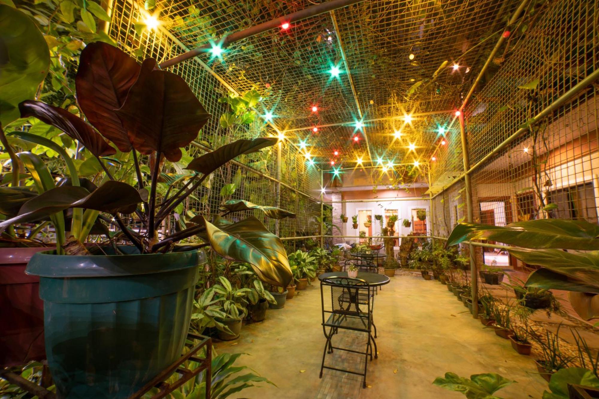Casanas Suites Puerto Princesa Εξωτερικό φωτογραφία